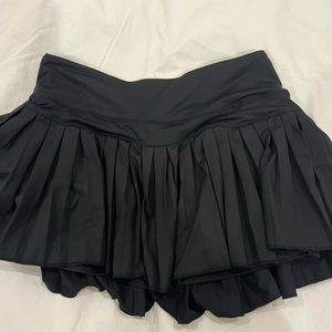 black gold hinge skirt